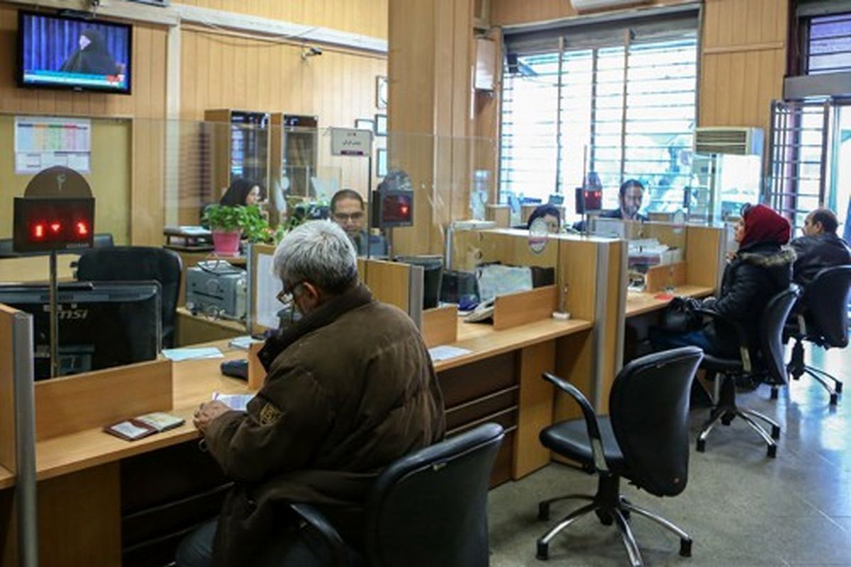 عملکرد بانک‌ها در حمایت از جوانی جمعیت ضعیف و ناکافی است