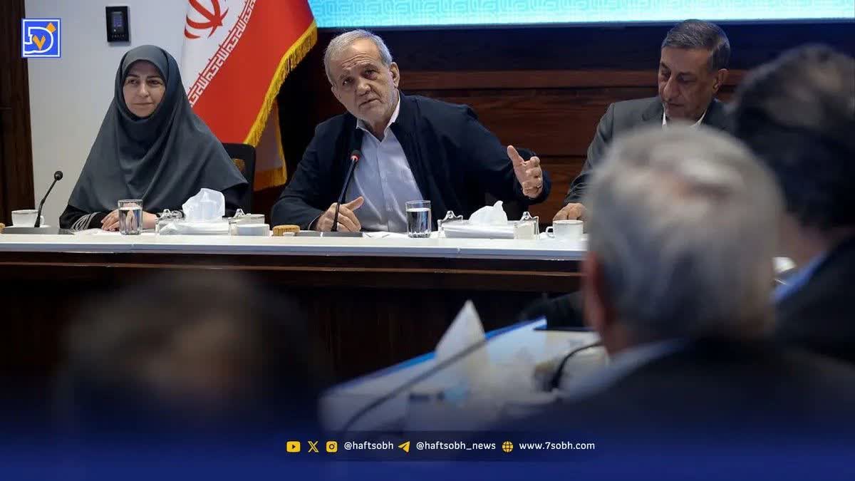  آنچه شاهد بودیم صرفا عنوانی زیبا برای نشست بود؛...