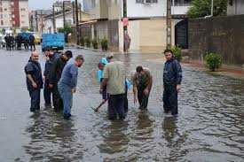 انزلی رو دست ونیز بلند شد