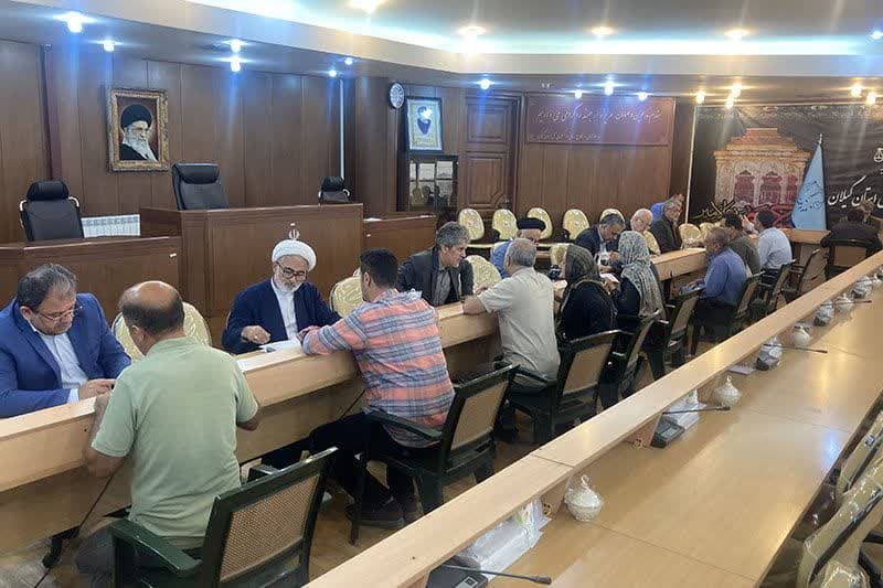 109 شهروند گیلان با رئیس کل دادگستری  دیدار کردند