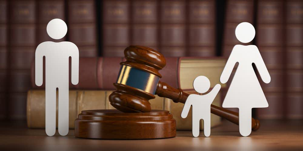 با اصلاحیه قانون، - " بخوانید" حضانت کودک تا 7 سالگی به مادر تعلق می گیرد