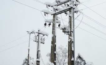 شهروندان برای ایمنی به سیم های برق دست نزنند