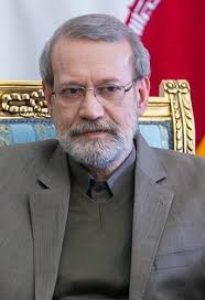 نخبگان رقابتی برای ورود به مدیریت جامعه ندارند