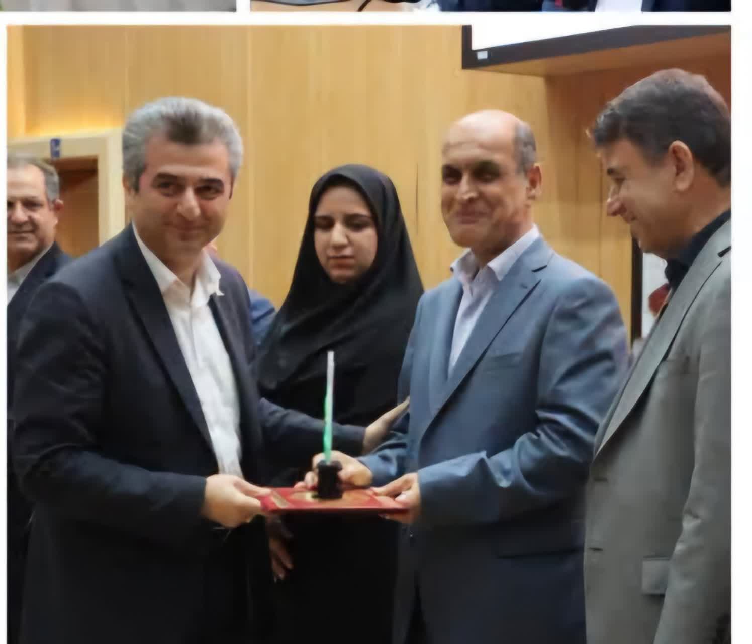 پست گیلان دستگاه برگزیده جشنواره شهید رجایی  شد