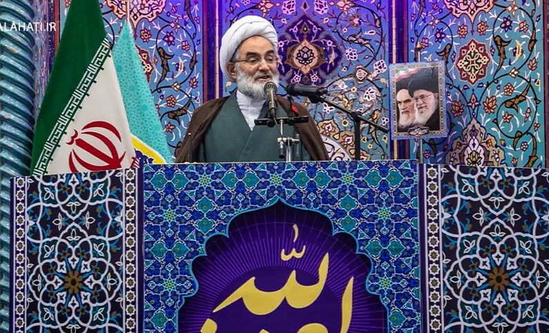 مفسدان اقتصادی دست‌کمی از دشمن خارجی ندارند