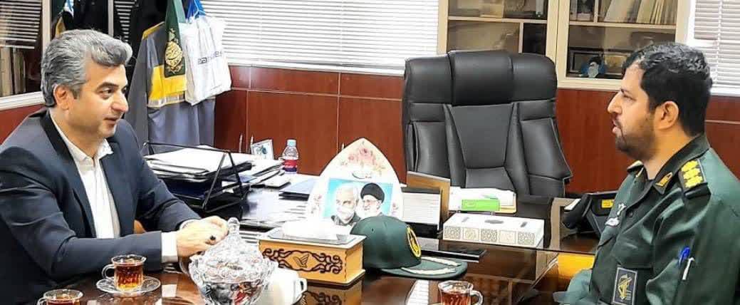 بهره مندی از ظرفیت های نخبگان فن آور در پست امری ضروری است