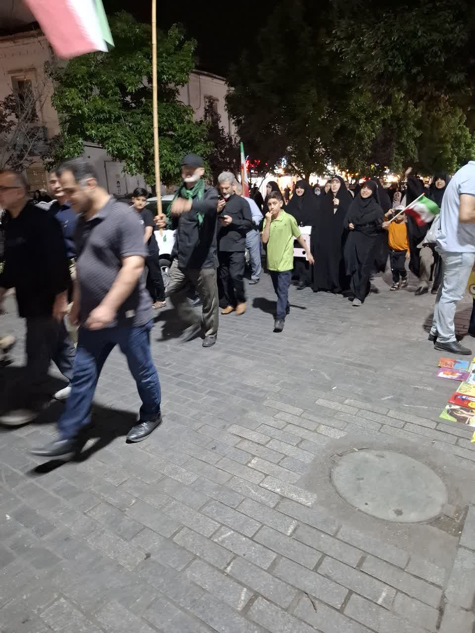 ملتی که خستگی را خسته کرده اند