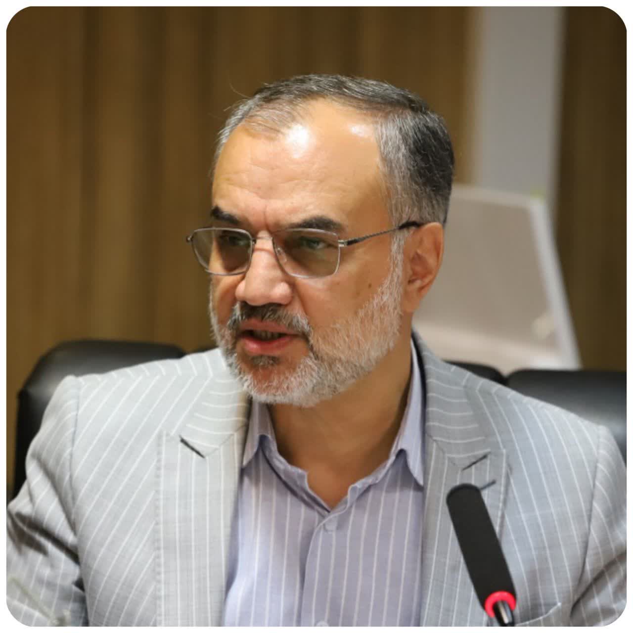 همراهی دستگاهها با مدیریت شهری در ساماندهی دستفروشان ضروری است