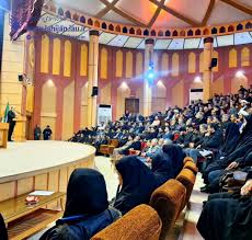 نداشتن سواد رسانه ای نوعی بی سوادی است