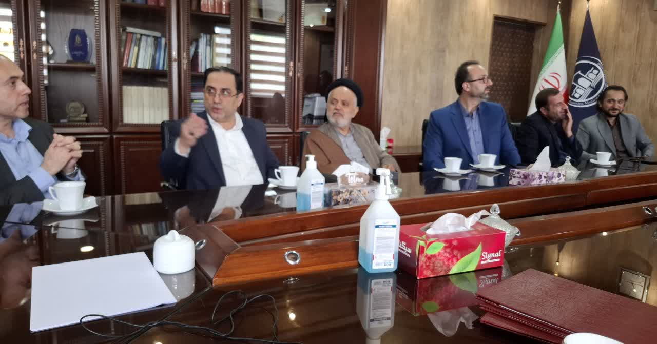 اولین هیات صلح یاران کشور در بیمارستان 
