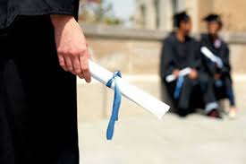 کاهش متقاضیان کنکور از 1.7 میلیون به ۹۰۰ هزار نفر!!