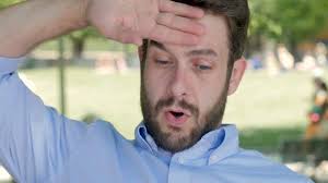 هنگام ناراحتی و استرس آه بکشید