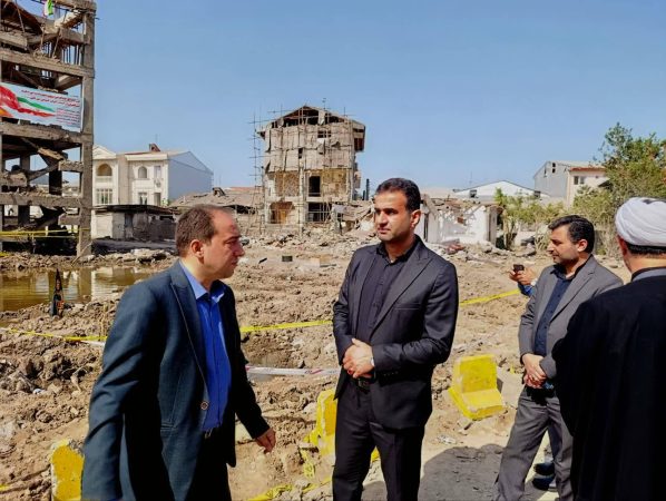 خون دانشمندان شهید نمادی از فداکاری است