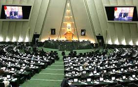 نخبگان باید از اختلافات پوچ سیاسی پرهیز کنند